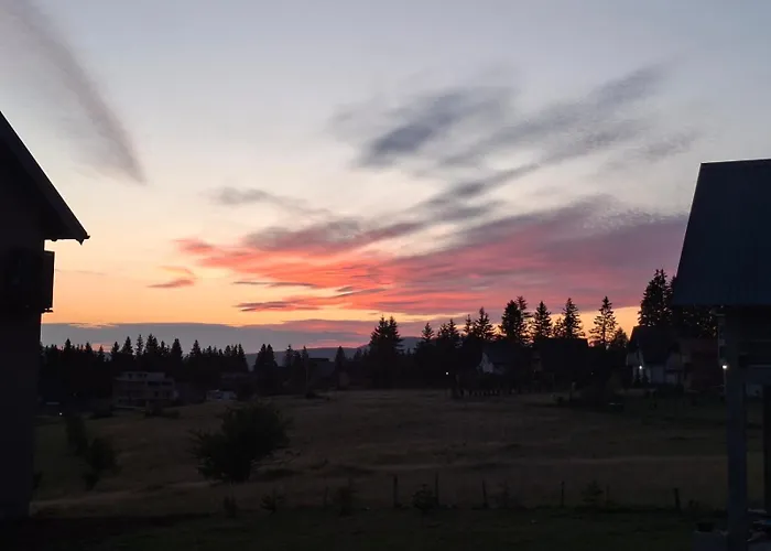 Ferienhaus Ekskluzivna Vikendica Na Vlasicu Sisava